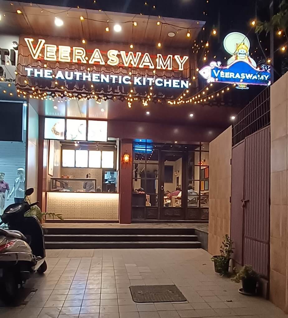 Restaurant Dining Hall — Silverador Thane